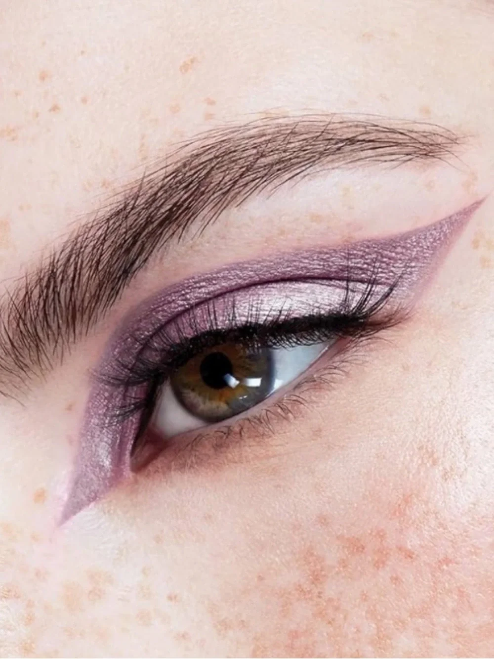 Stila Shimmer & Glow Liquid Eye Shadow Compassionate